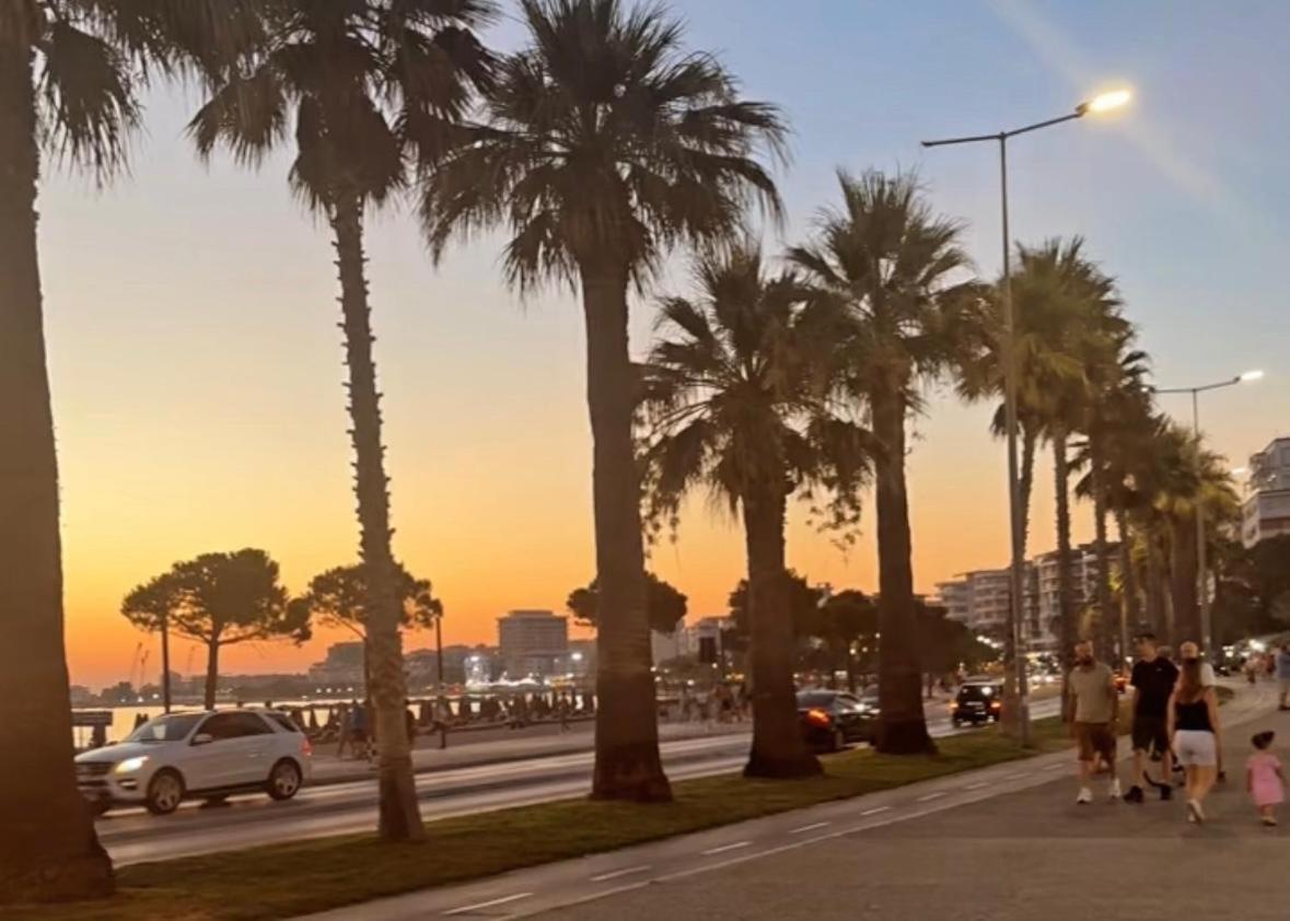 Durres Strand Direkt Am Meer Extérieur photo
